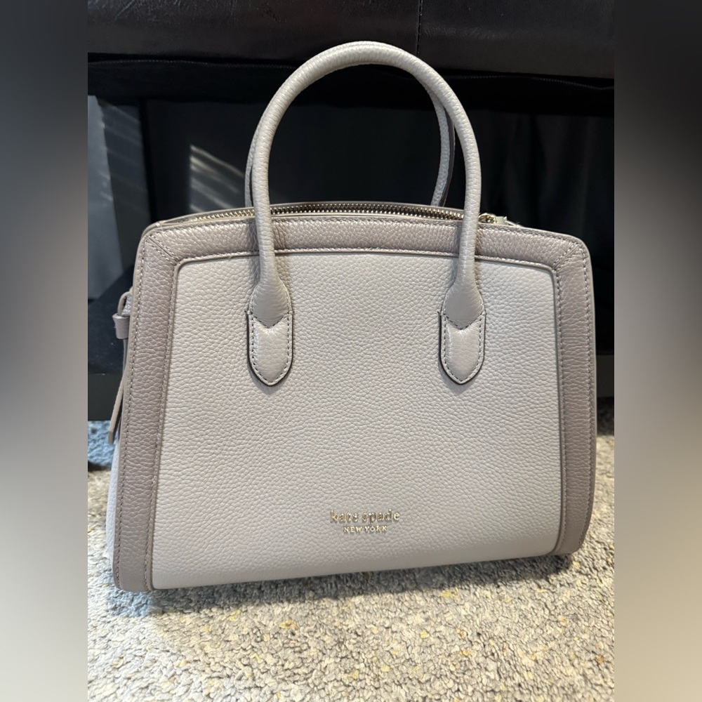 Kate Spade Light Gray Satchel with matching wallet (Knott medium)